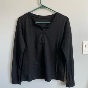 Black waffle long sleeve tshirt